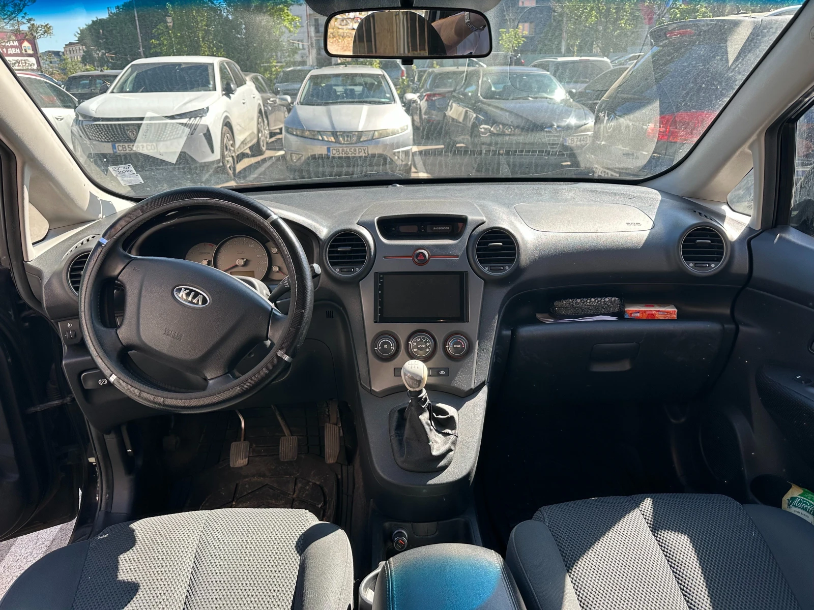 Kia Carens, снимка 11 - Автомобили и джипове - 54619991