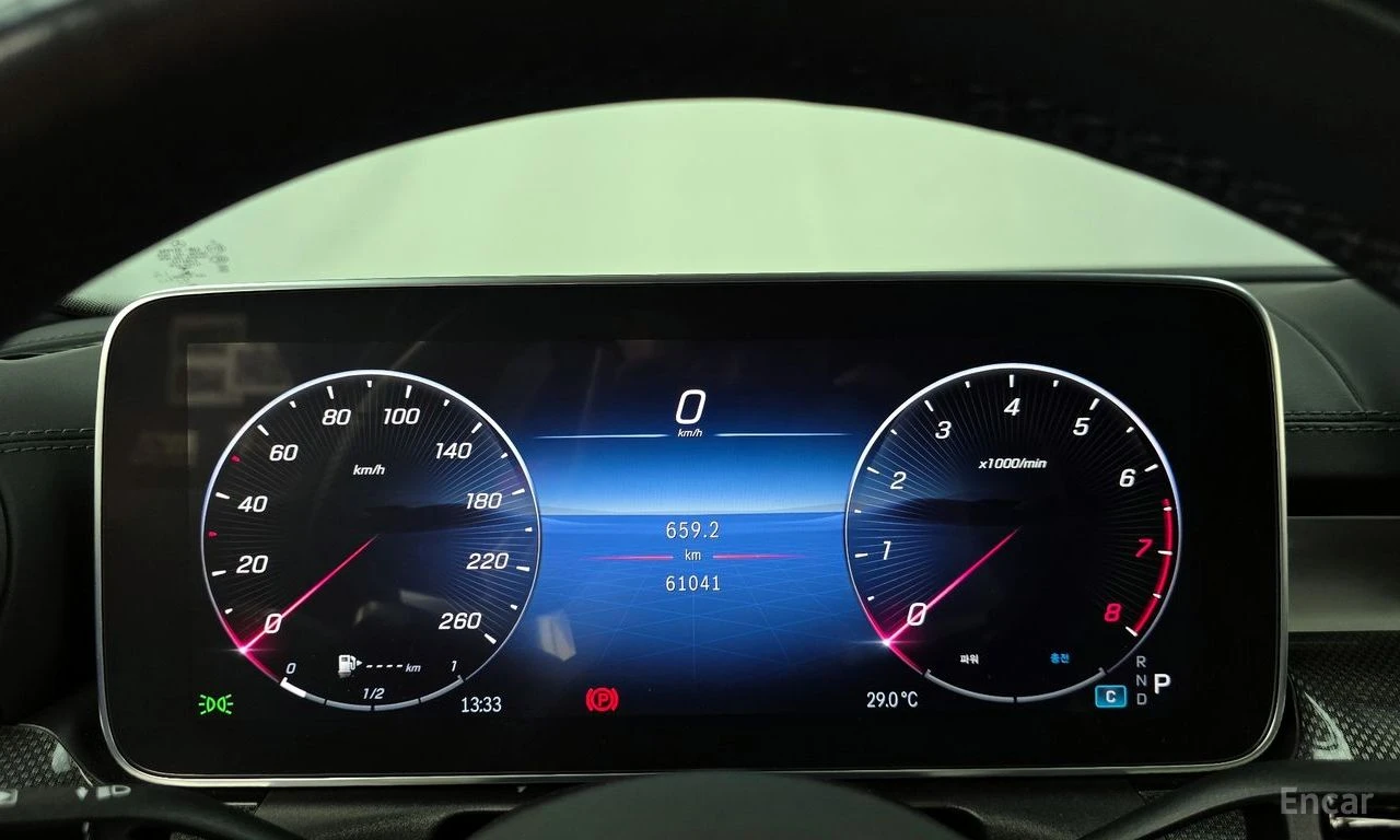 Mercedes-Benz C 300 AMG* LINE* ПОДГРЕВ* ОБДУХВАНЕ* LANE* ASSIST* 360КА, снимка 11 - Автомобили и джипове - 54683281