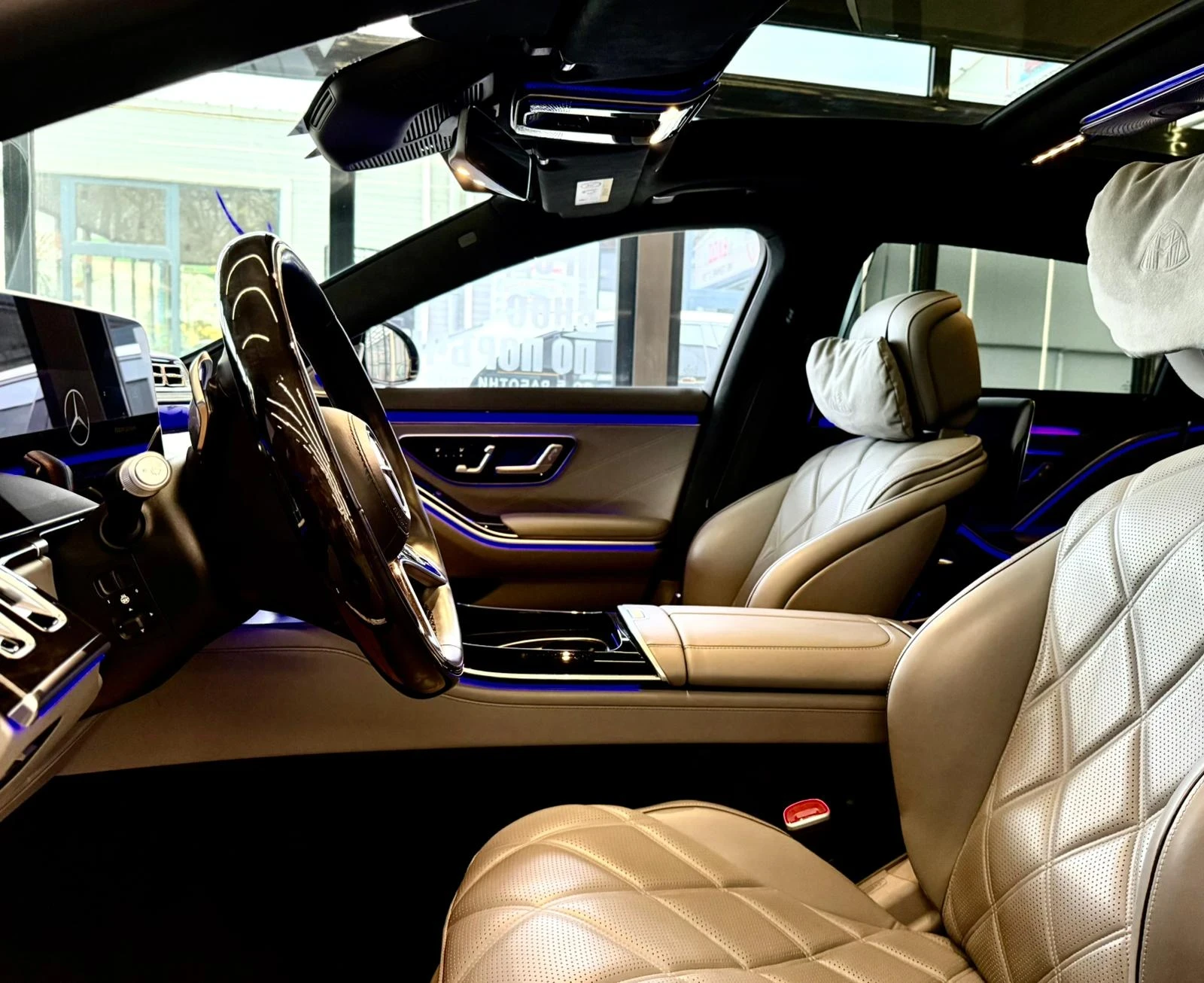Maybach S580 MAYBACH* 4Matic* Масаж* 360* Burmester* Лизинг, снимка 8 - Автомобили и джипове - 54929047
