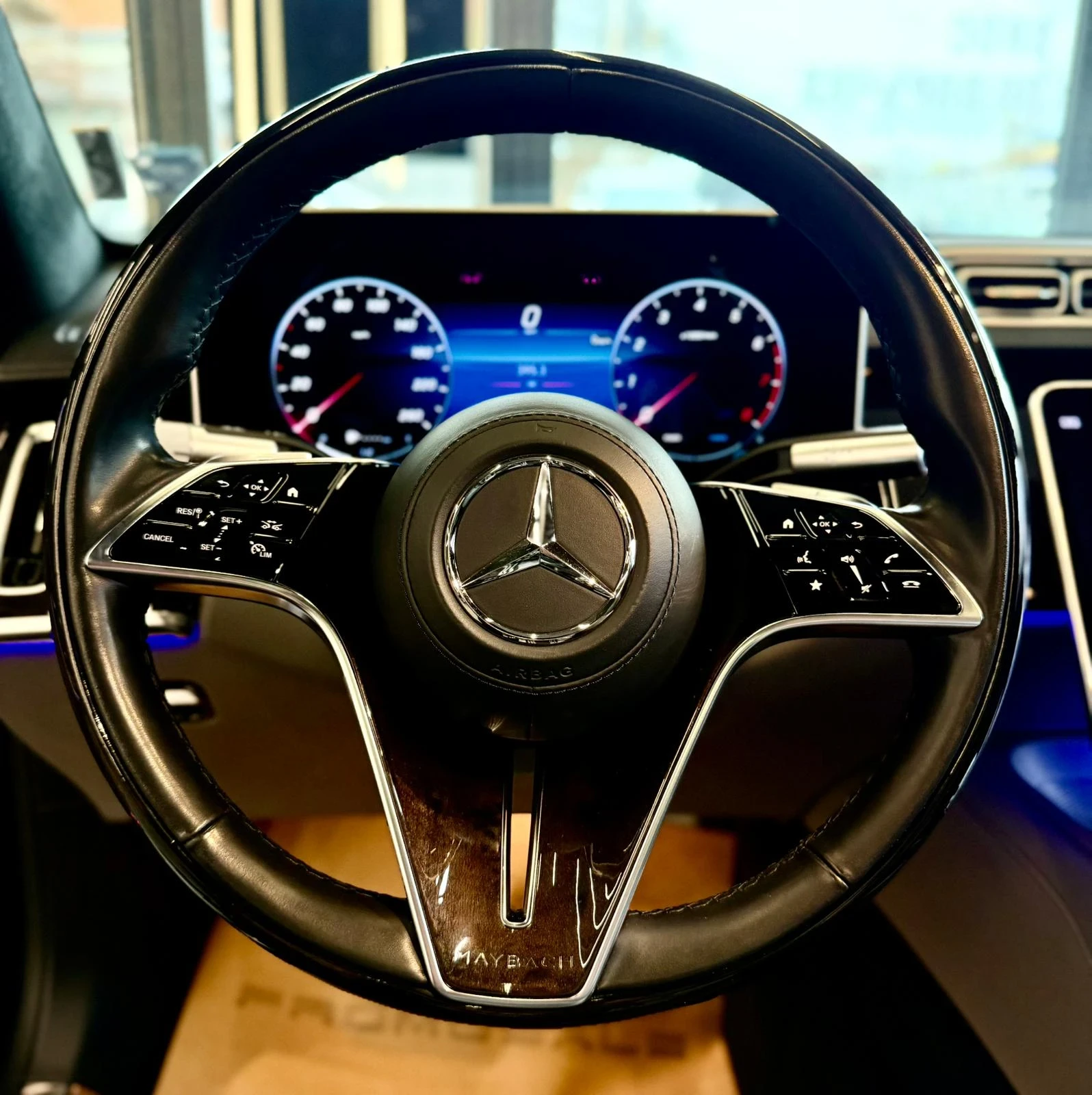 Maybach S580 MAYBACH* 4Matic* Масаж* 360* Burmester* Лизинг, снимка 12 - Автомобили и джипове - 54929047