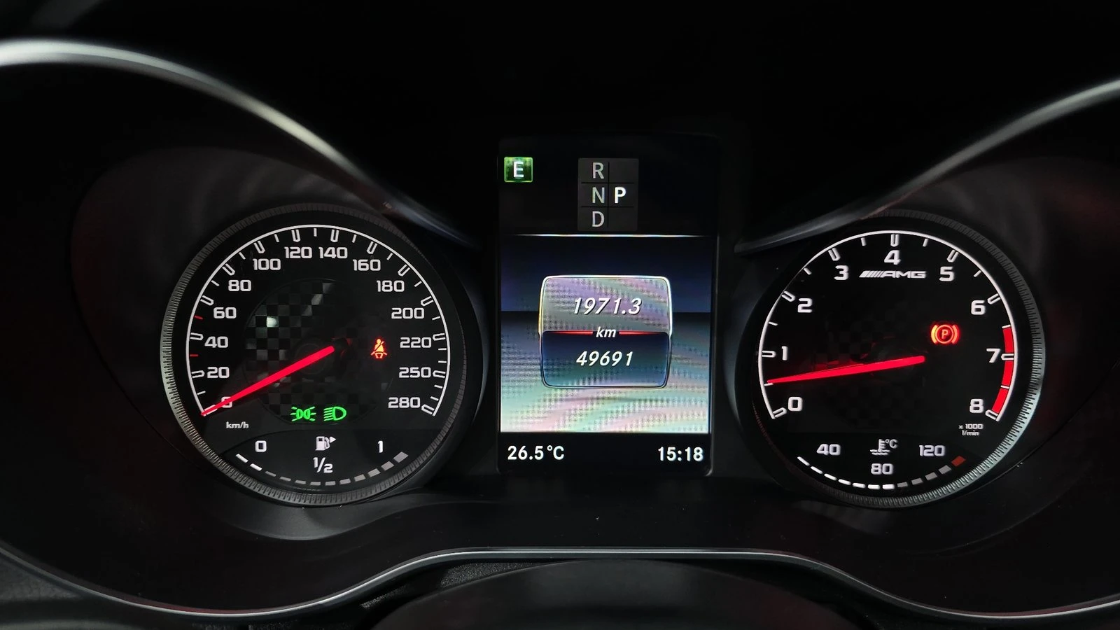 Mercedes-Benz C 43 AMG ЛЮК* HUD* KEYLESS* ЕЛ. БАГАЖНИК* КРАЙНА ЦЕНА, снимка 8 - Автомобили и джипове - 55302344