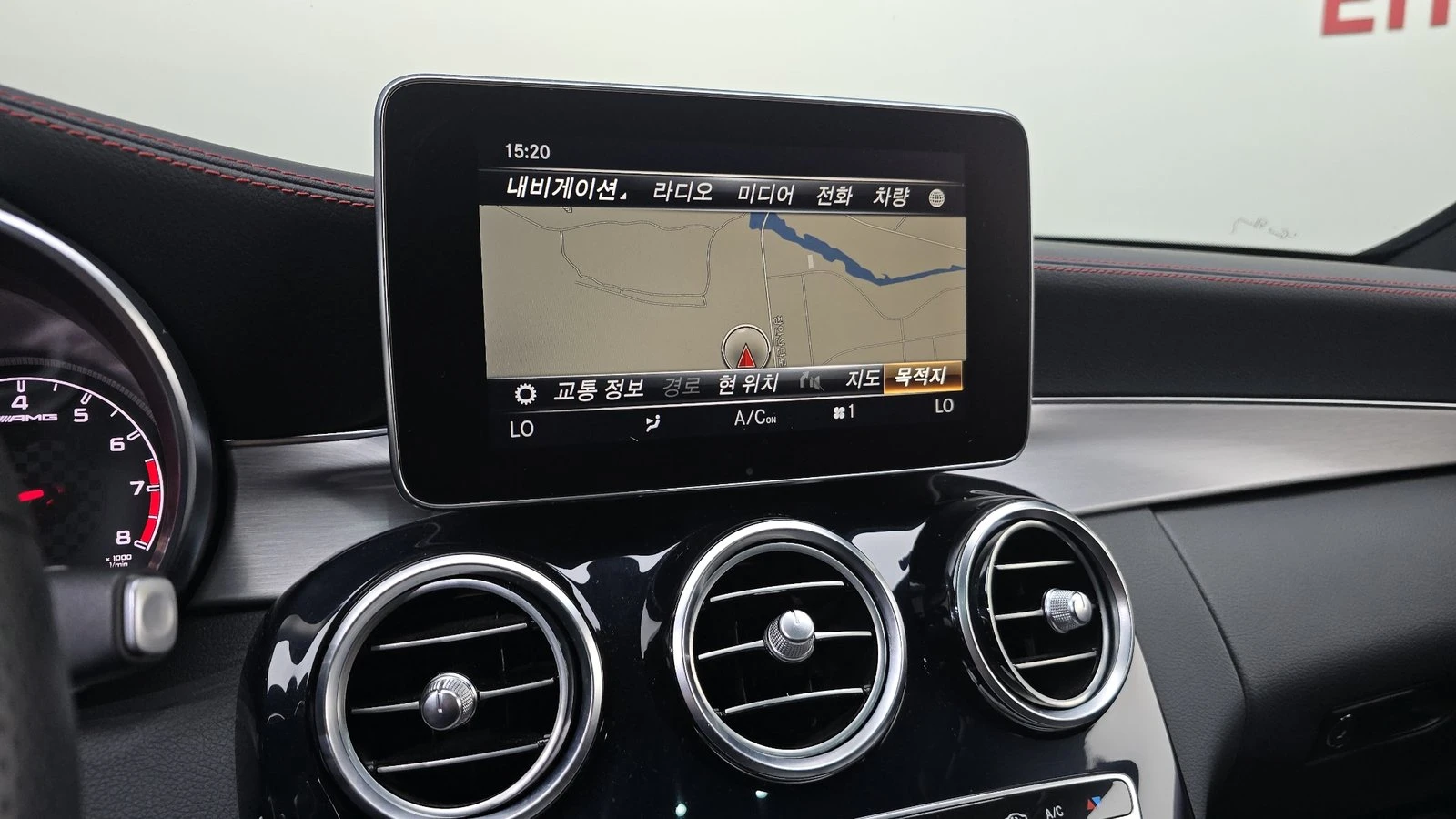 Mercedes-Benz C 43 AMG ЛЮК* HUD* KEYLESS* ЕЛ. БАГАЖНИК* КРАЙНА ЦЕНА, снимка 15 - Автомобили и джипове - 55302344