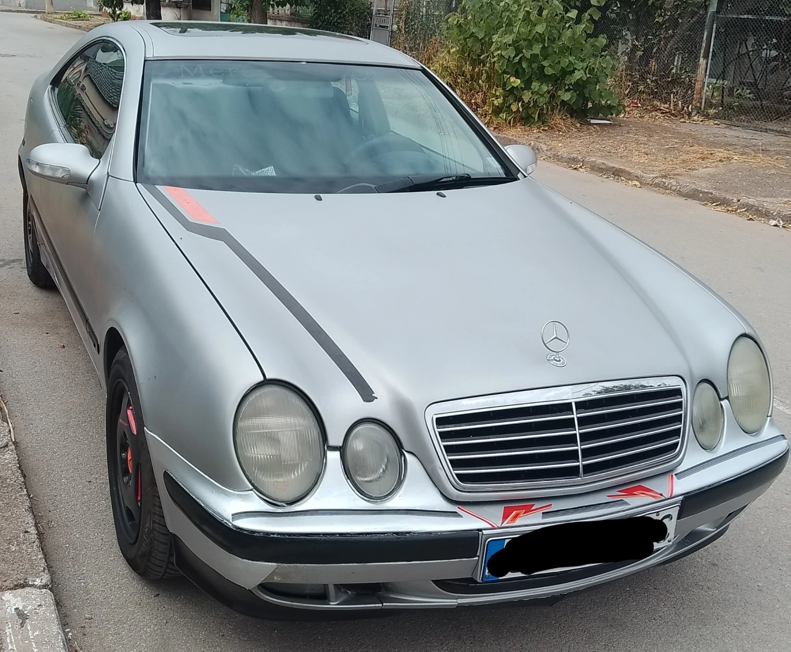 Mercedes-Benz CLK Купе, снимка 3 - Автомобили и джипове - 56081073