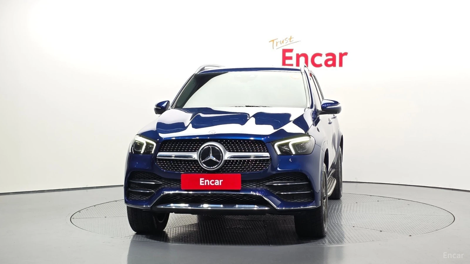 Mercedes-Benz GLE 450 AMG Line| AIR| DISTRO| ОБДУХ| 360| HUD| 3 AC| , снимка 2 - Автомобили и джипове - 56136045