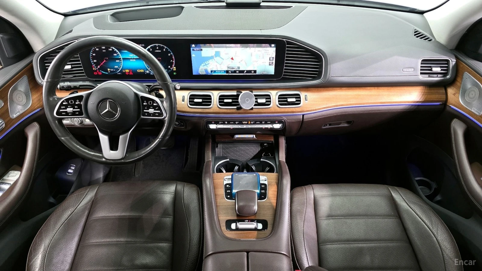 Mercedes-Benz GLE 450 AMG Line| AIR| DISTRO| ОБДУХ| 360| HUD| 3 AC| , снимка 10 - Автомобили и джипове - 56136045