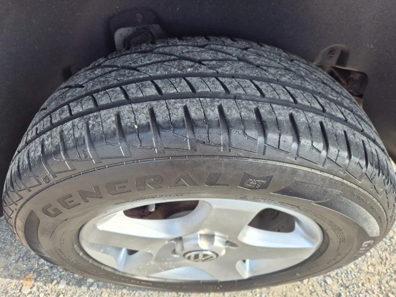 VW Touareg 2.5TDI, снимка 15 - Автомобили и джипове - 52447013