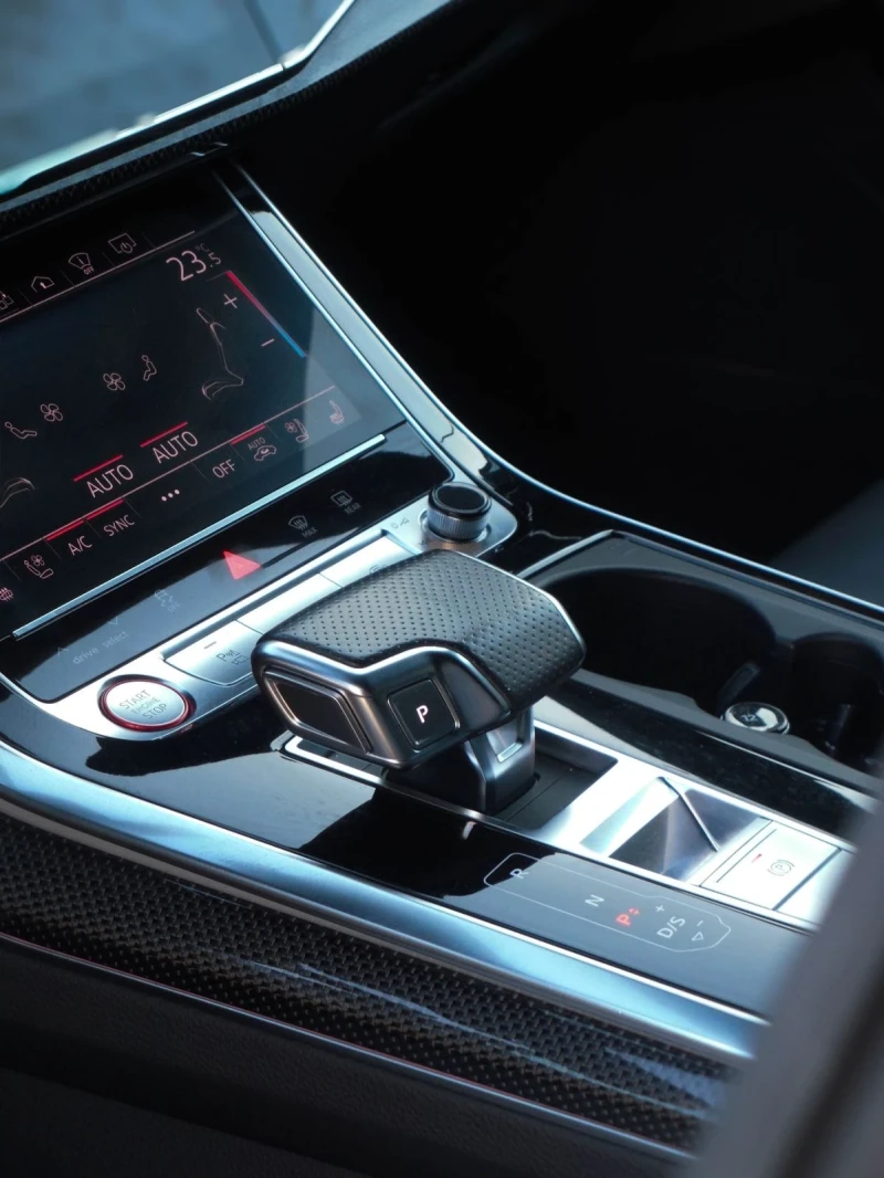 Audi SQ8 Prestige, снимка 4 - Автомобили и джипове - 52472394
