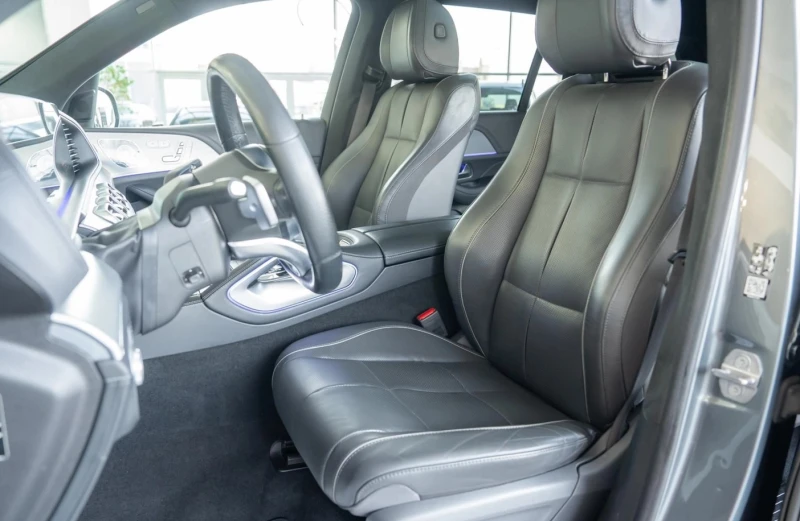 Mercedes-Benz GLS 400 d 4MATIC AMG-Line, снимка 5 - Автомобили и джипове - 52648330