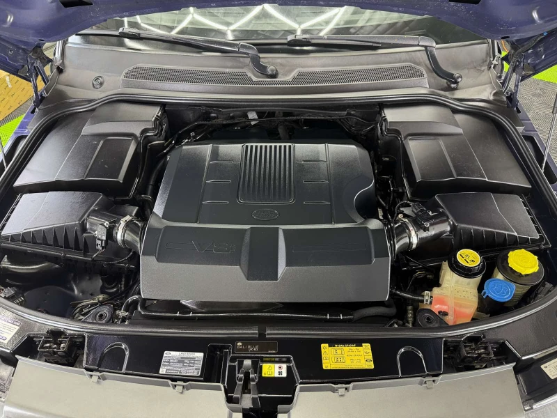 Land Rover Range Rover Sport 5.0, снимка 16 - Автомобили и джипове - 52849195