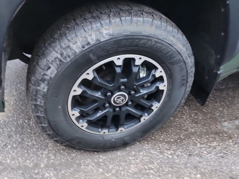 Toyota Tundra * LIMITED CREW CAB SHORT BED * CARFAX * БЕЗ ПЪРВОН, снимка 6 - Автомобили и джипове - 53086948