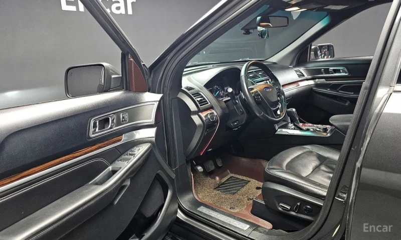 Ford Explorer, снимка 11 - Автомобили и джипове - 53098094