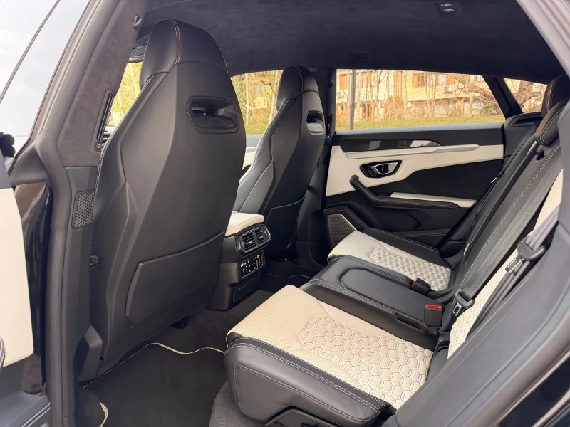 Lamborghini Urus, снимка 11 - Автомобили и джипове - 53276986