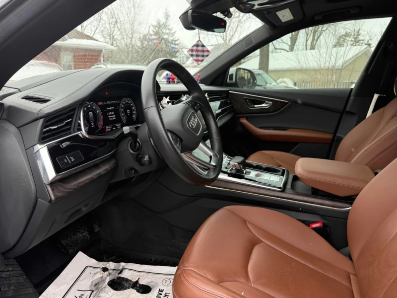 Audi Q8 * Technik * Quattro* Обдухване * Matrix * Carfax, снимка 5 - Автомобили и джипове - 53447913