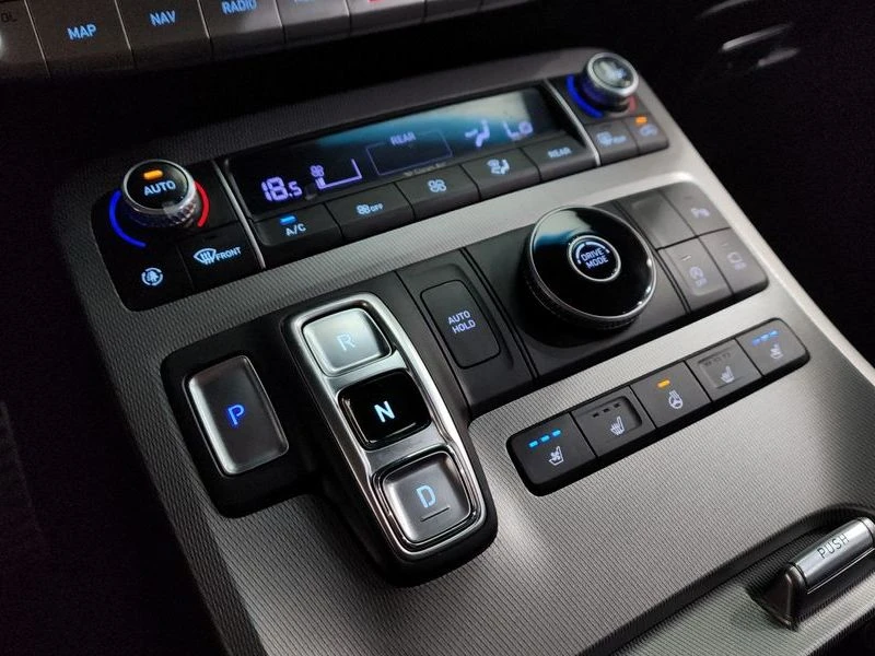 Hyundai Palisade Gasoline 3.8 2WD| 291к.с.| ВКЛ.ТЕХНОТЕСТ, снимка 9 - Автомобили и джипове - 55199200