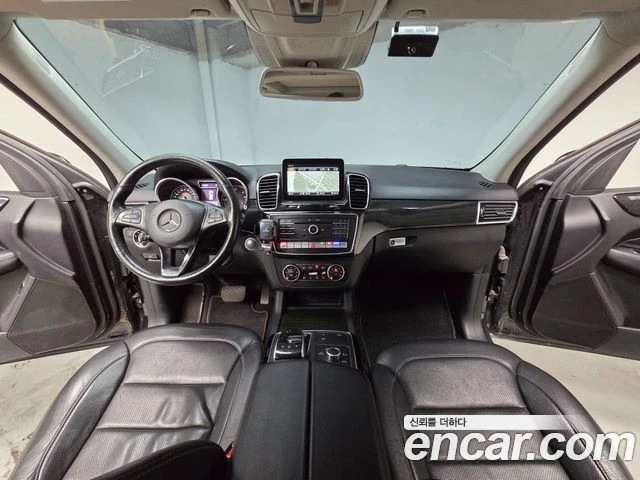 Mercedes-Benz GLE 350d | AMG PKG | 4MATIC, снимка 6 - Автомобили и джипове - 56356605