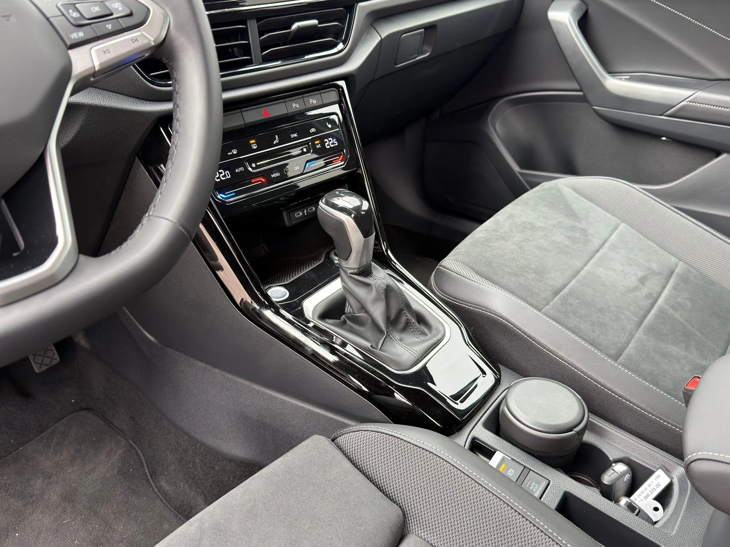 VW T-Roc VW T- Roc Style 1.5 TSI OPF DSG | Mobile.bg � ����������� 12