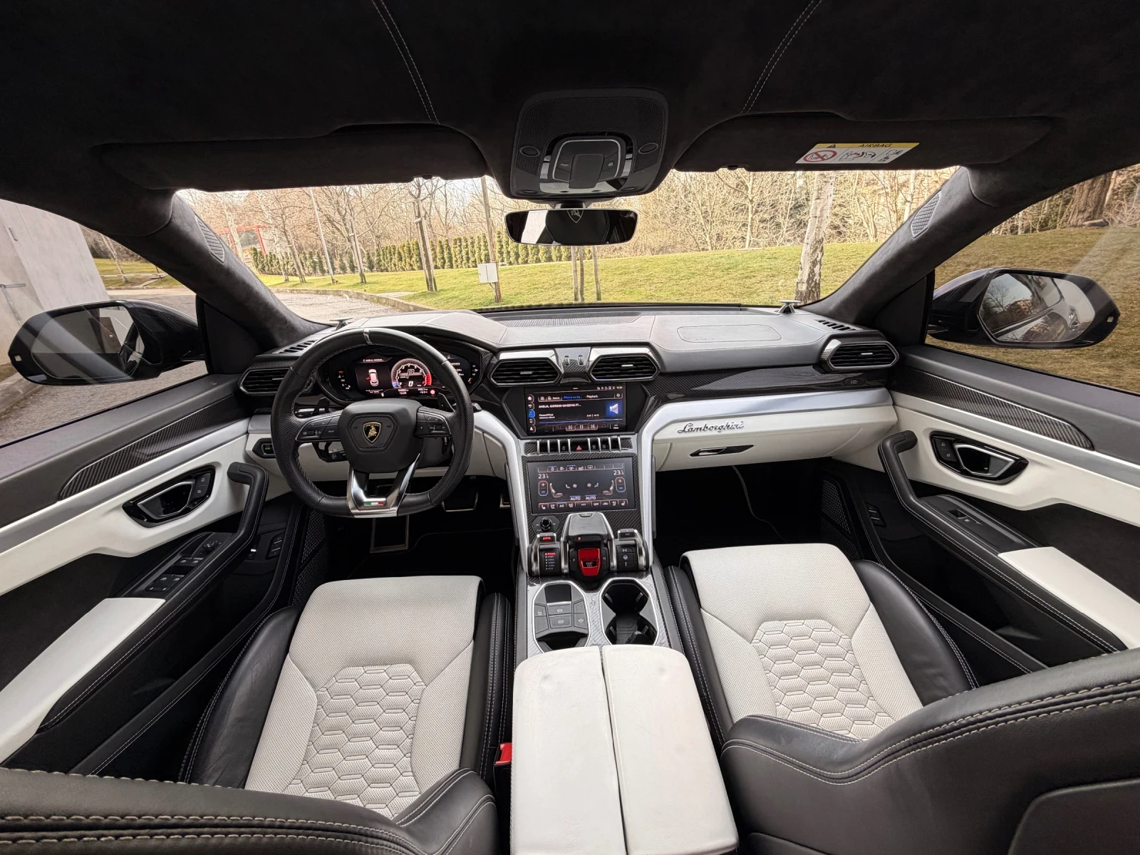 Lamborghini Urus, снимка 12 - Автомобили и джипове - 53276986