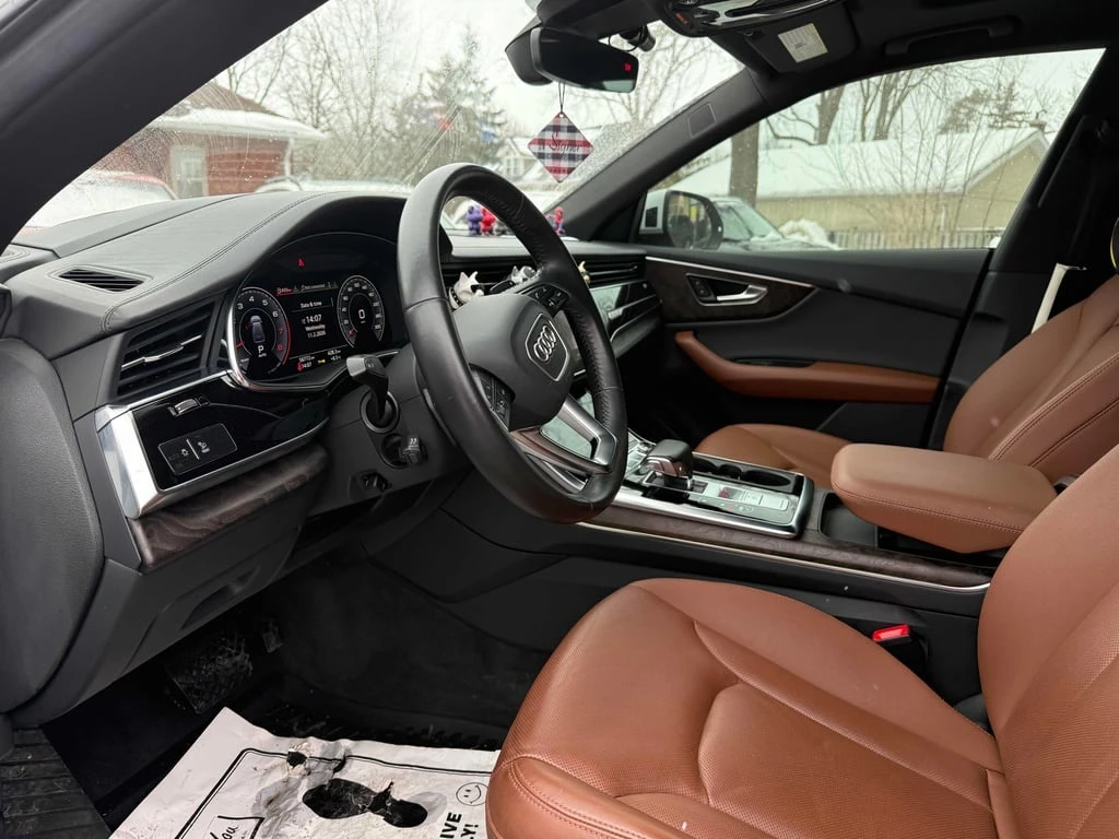 Audi Q8 * Technik * Quattro* Обдухване * Matrix * Carfax - изображение 5