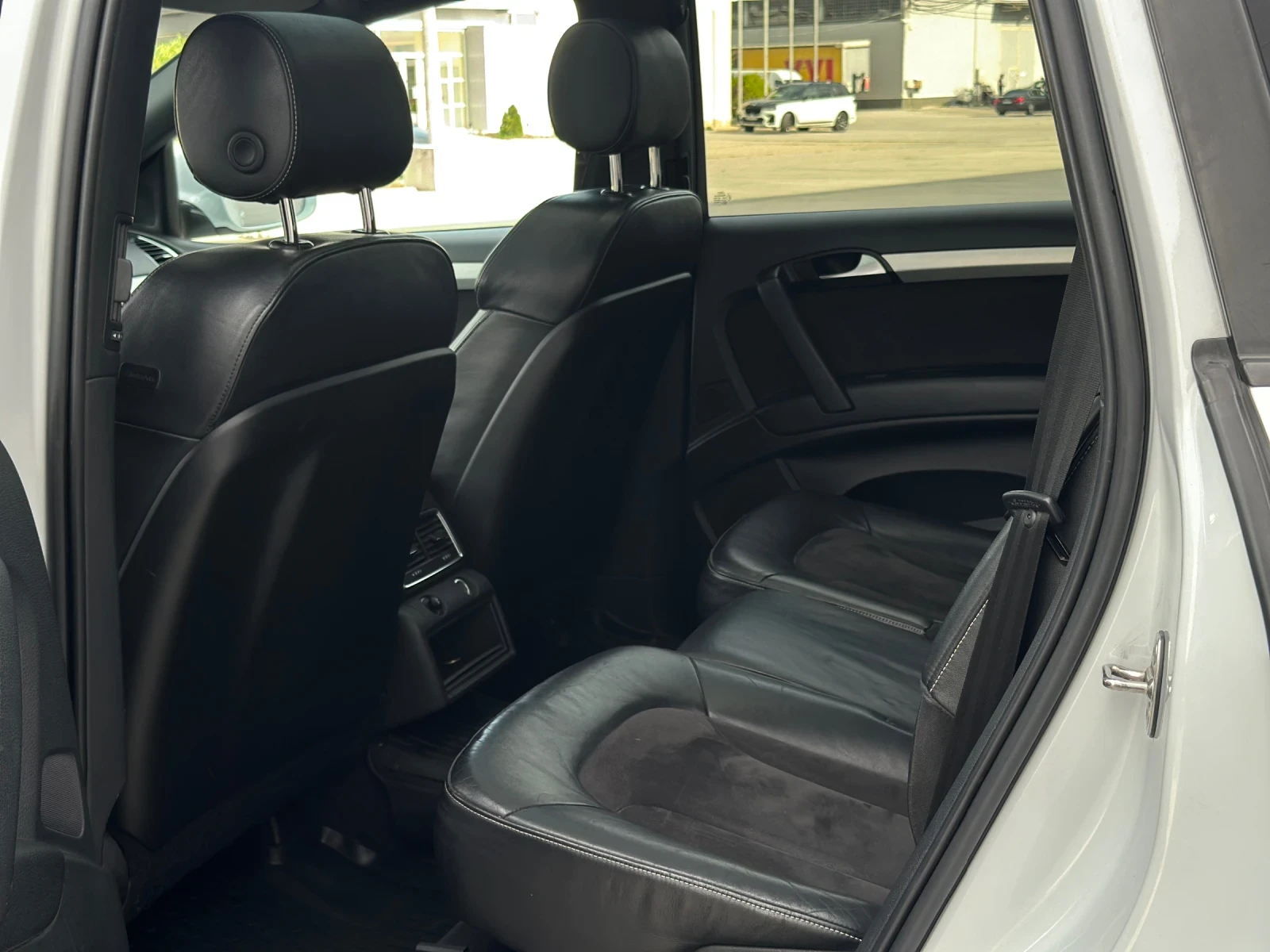 Audi Q7 3.0 TDI, снимка 8 - Автомобили и джипове - 53760894