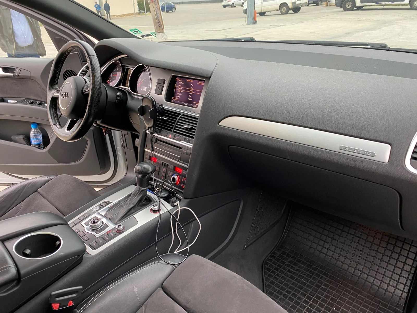 Audi Q7 3.0 TDI, снимка 10 - Автомобили и джипове - 53760894