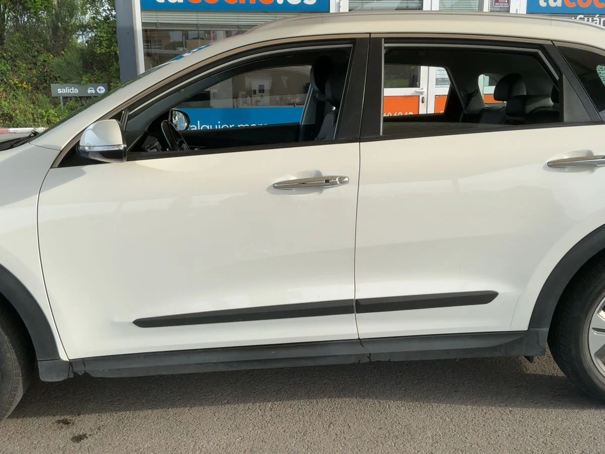 Kia Niro ОЧАКВАН ВНОС 16ЮНИ2026г СМЯНА НА ЦВЯТ 1000евро, снимка 16 - Автомобили и джипове - 53908108