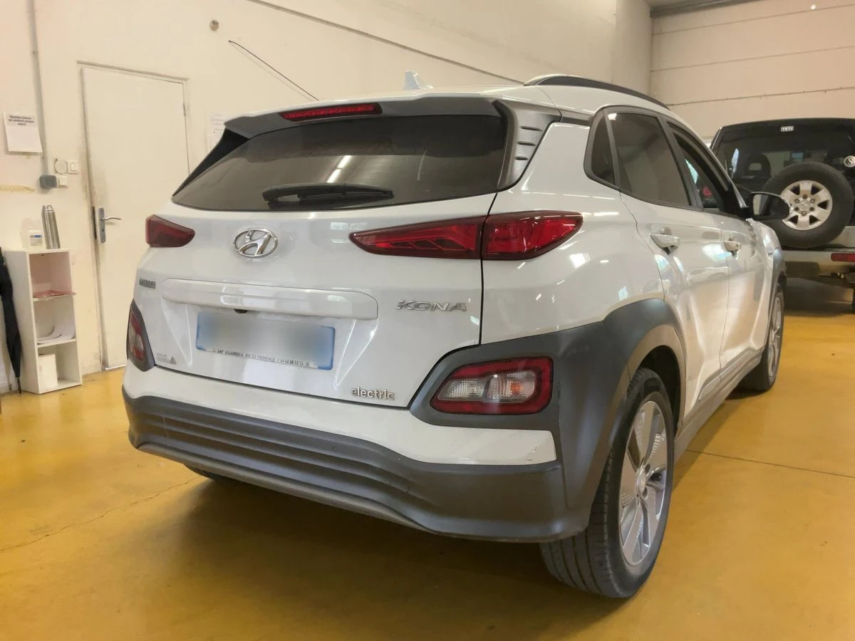 Hyundai Kona ОЧАКВАН ВНОС СМЯНА НА ЦВЯТ 1000евро, снимка 9 - Автомобили и джипове - 53908108