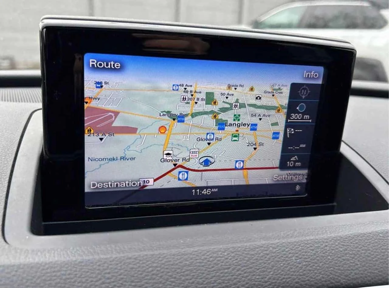 Audi Q3 TECHNIK QUATTRO * FULL LED* FULL S LINE* ПАНОРАМА*, снимка 15 - Автомобили и джипове - 54071893