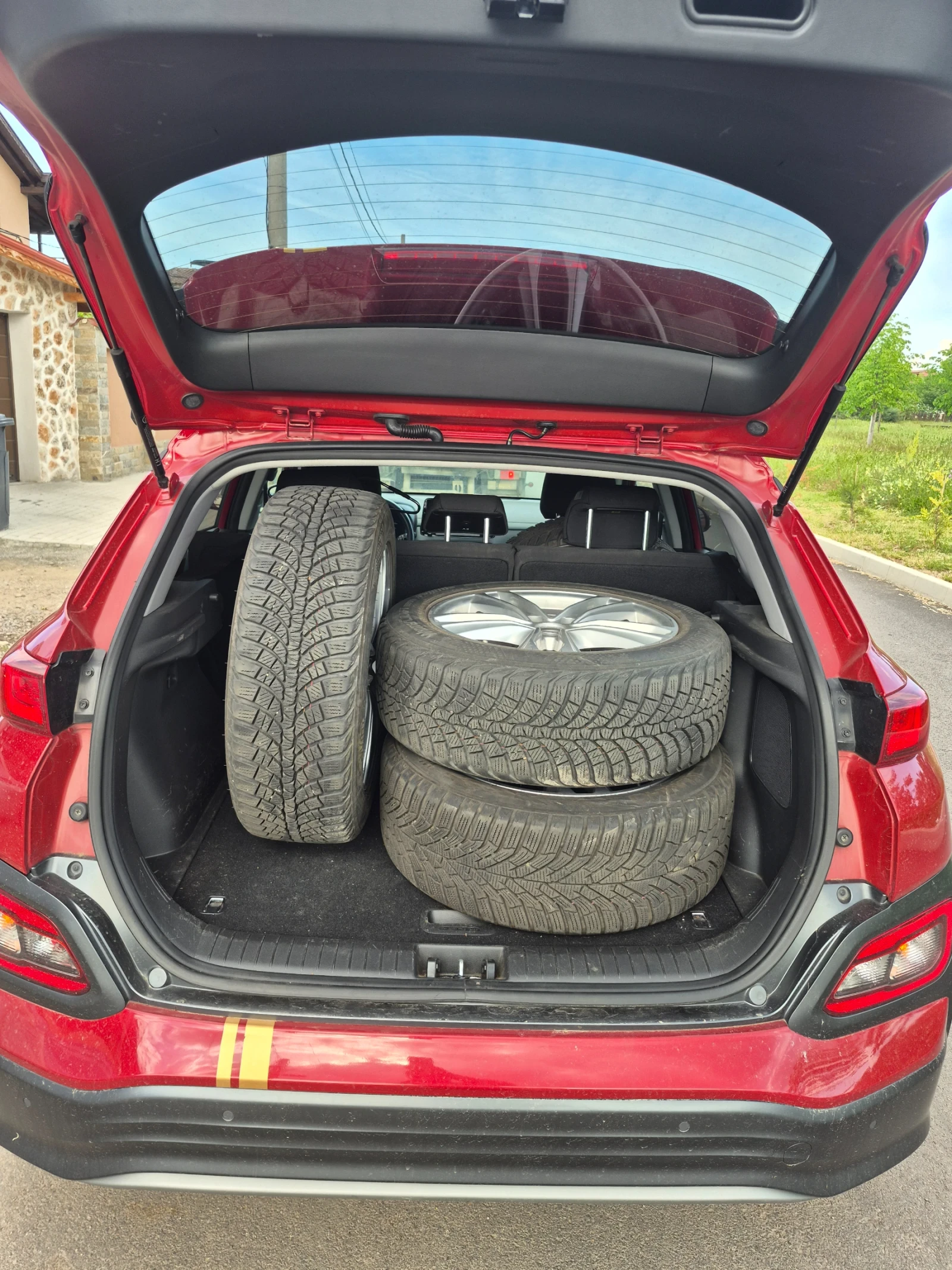 Hyundai Kona 64kwhFACELIFT/bluelink/100%SOH/ , снимка 13 - Автомобили и джипове - 54675731