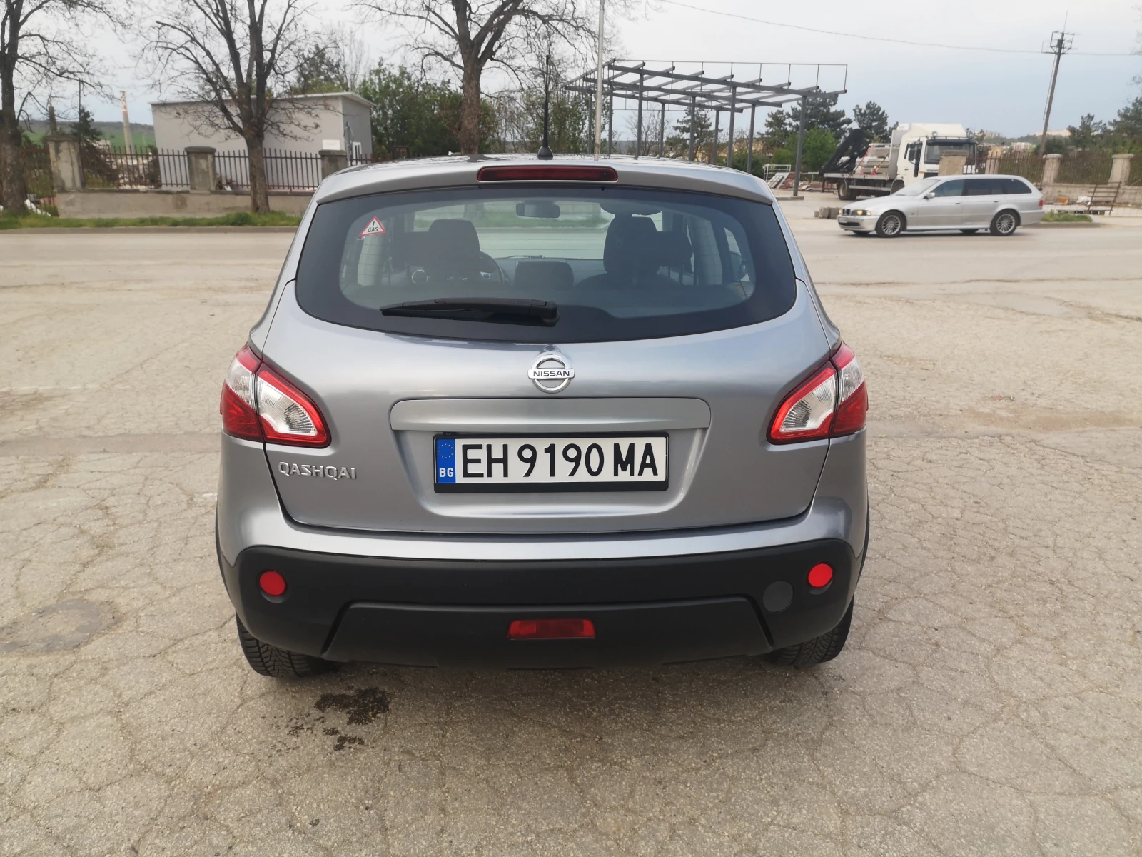 Nissan Qashqai 1.6 i GPL, снимка 6 - Автомобили и джипове - 54272856