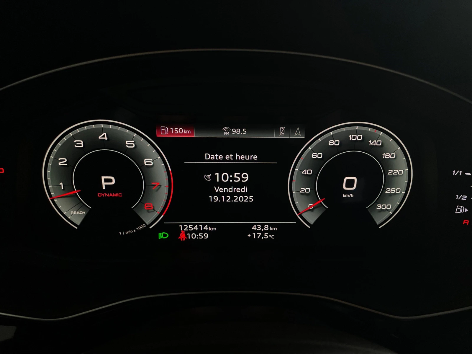 Audi Q7 S* LINE* 360КАМЕРА* LANE* ASSIT* ПАНОРАМА* КЕЙЛЕС, снимка 12 - Автомобили и джипове - 54443132