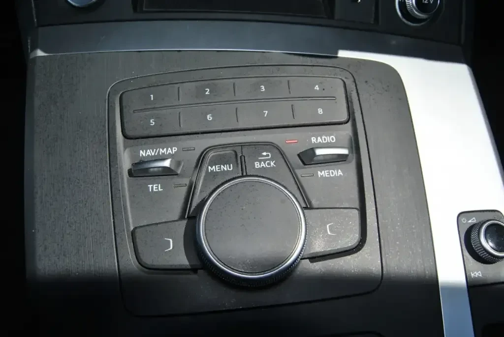 Audi Q5 2.0 TFSI quattro Komfort| ������| Keyless| Bi-Xeno | Mobile.bg � ����������� 13