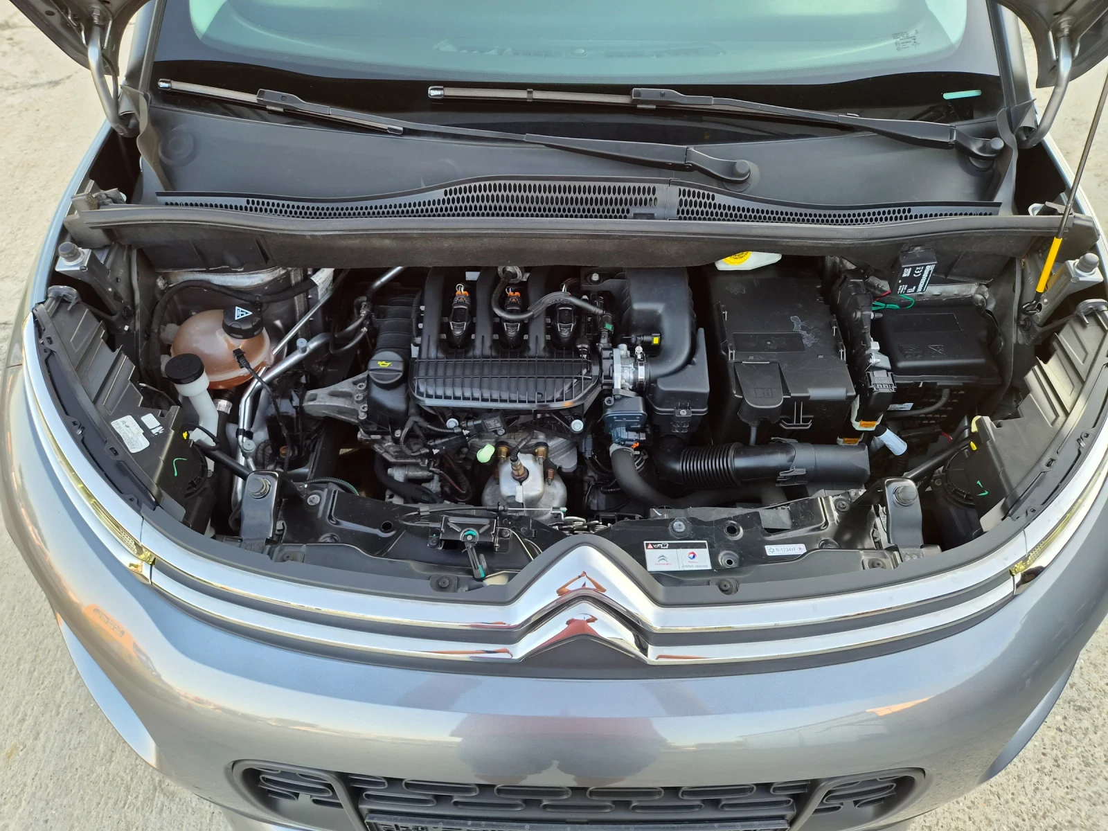 Citroen C3 Aircross 1.2i SERVICE BOOK, снимка 7 - Автомобили и джипове - 55523745