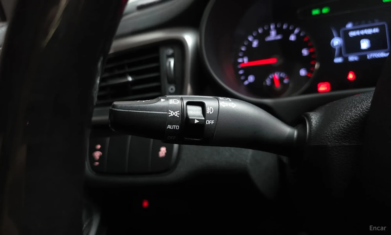 Kia Sorento 4x4\Топ цена\Подгрев\Обдухване, снимка 17 - Автомобили и джипове - 55584658