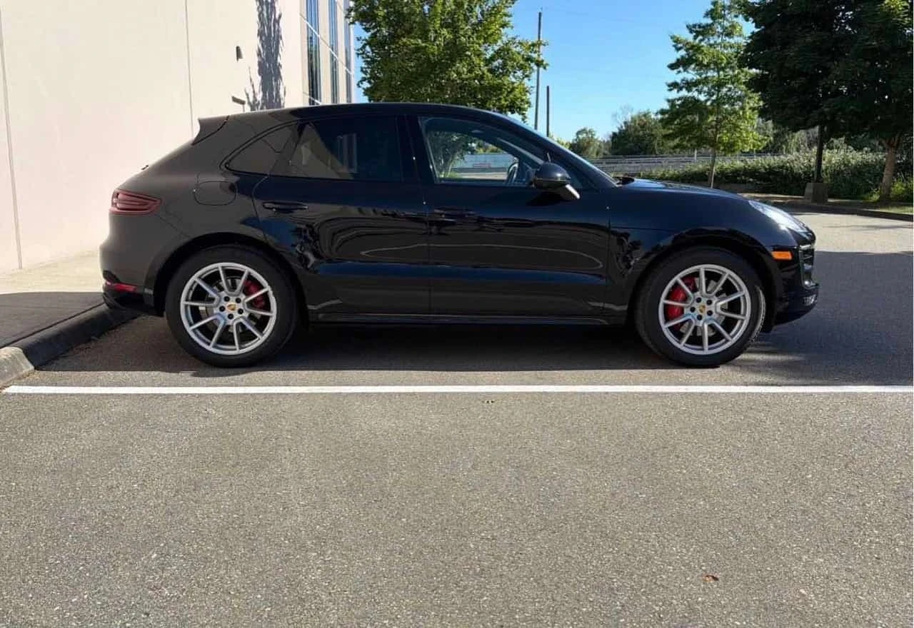 Porsche Macan * GTS * АВТОКРЕДИТ БЕЗ ПЪРВОНАЧАЛНА ВНОСКА* , снимка 4 - Автомобили и джипове - 55786032