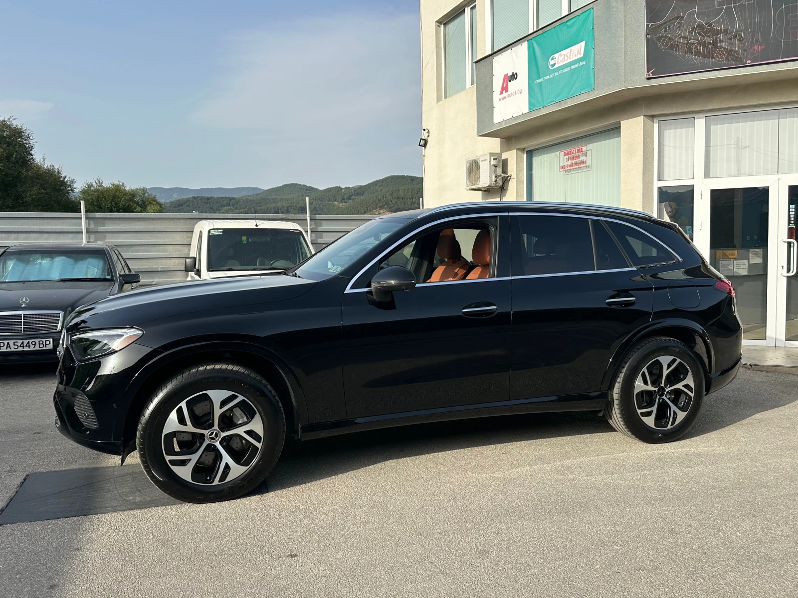 Mercedes-Benz GLC 350, снимка 4 - Автомобили и джипове - 55912646