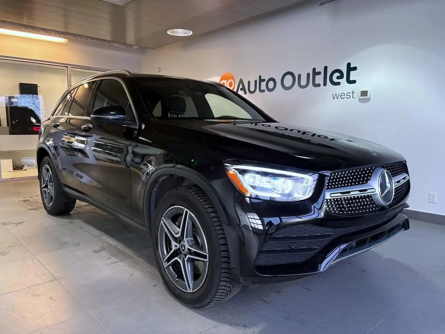 Mercedes-Benz GLC 300 4MATIC BURMESTER ЦЕНА ДО БЪЛГАРИЯ АВТОКРЕДИТ