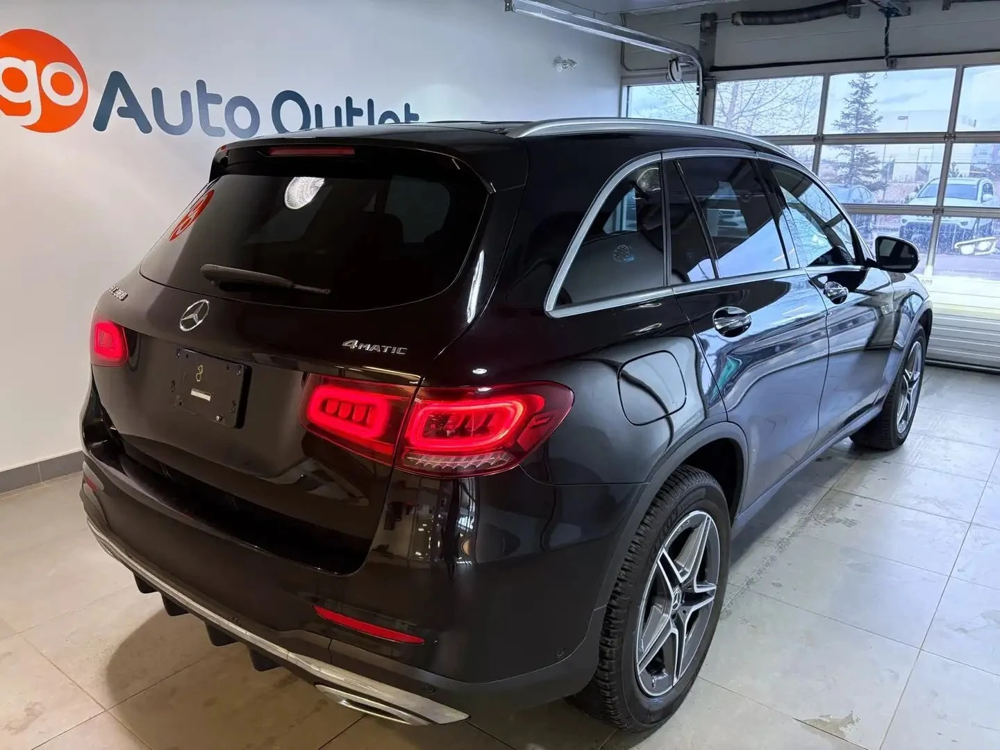 Mercedes-Benz GLC 300 4MATIC BURMESTER ЦЕНА ДО БЪЛГАРИЯ АВТОКРЕДИТ, снимка 6 - Автомобили и джипове - 56005901