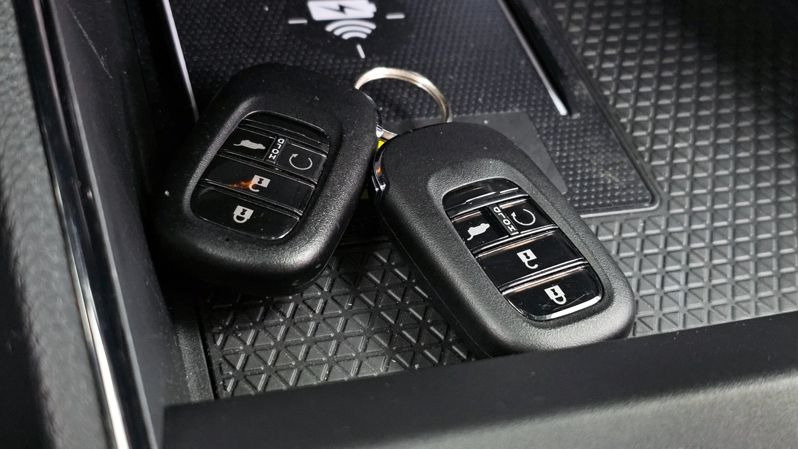 Honda Cr-v Hybrid Touring 2WD, снимка 15 - Автомобили и джипове - 56137249