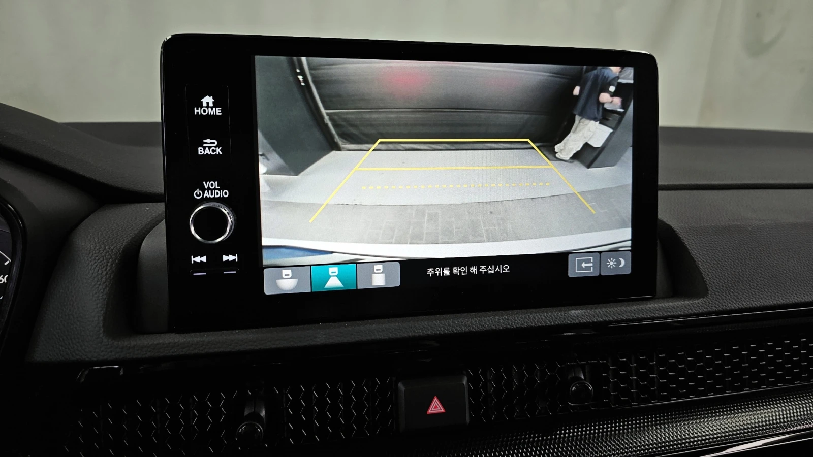 Honda Cr-v Hybrid Touring 2WD, снимка 12 - Автомобили и джипове - 56137249