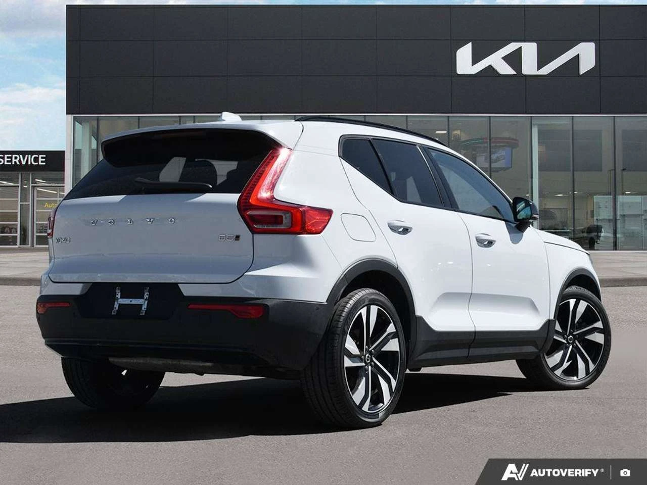 Volvo XC40 360 Camera I Leather I PANO Roof | NAV | Mobile.bg � ����������� 7