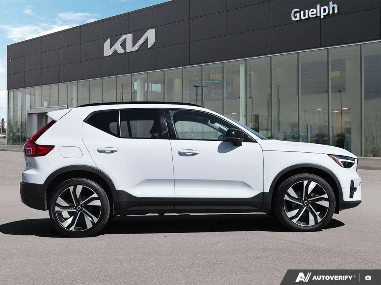 Volvo XC40 360 Camera I Leather I PANO Roof | NAV | Mobile.bg � ����������� 8