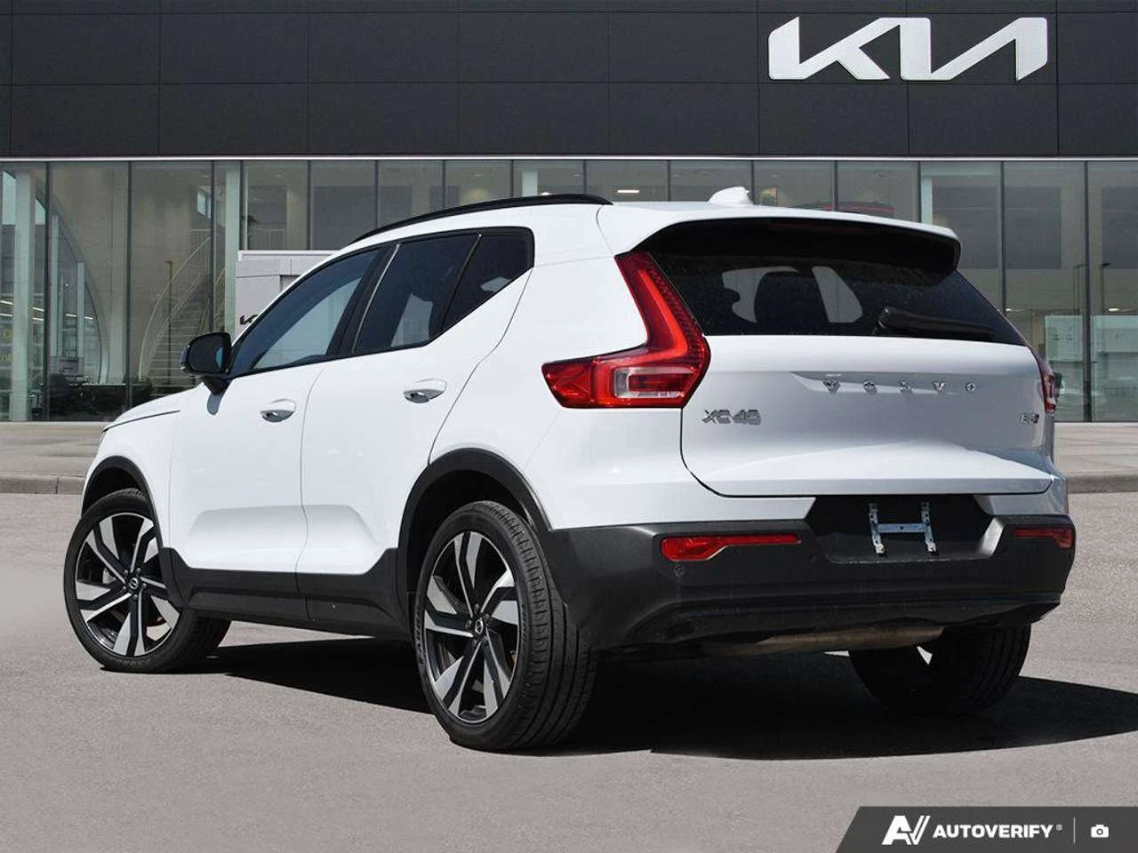Volvo XC40 360 Camera I Leather I PANO Roof | NAV | Mobile.bg � ����������� 5