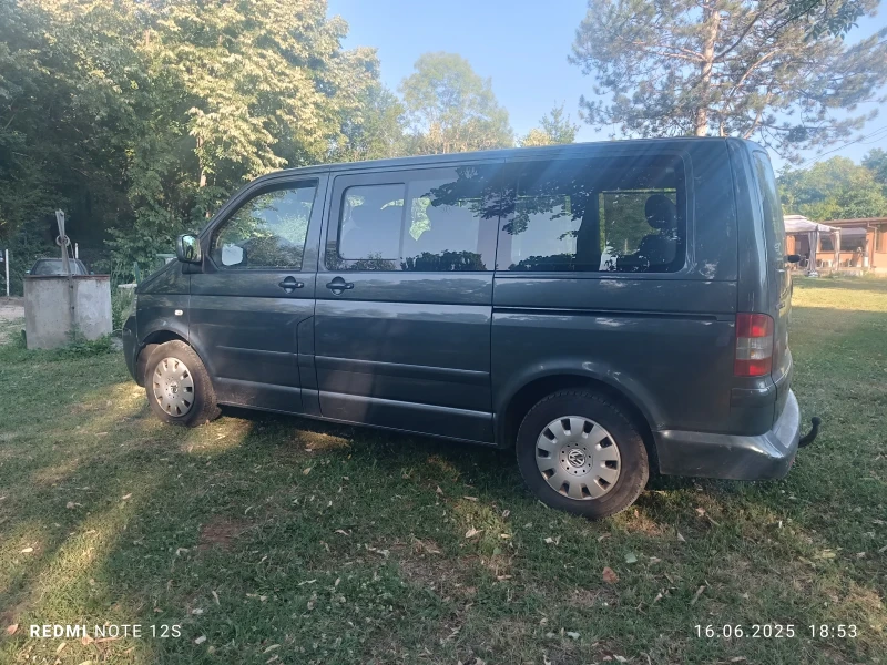 VW Multivan 2.5 131ks., снимка 5 - Бусове и автобуси - 50688783