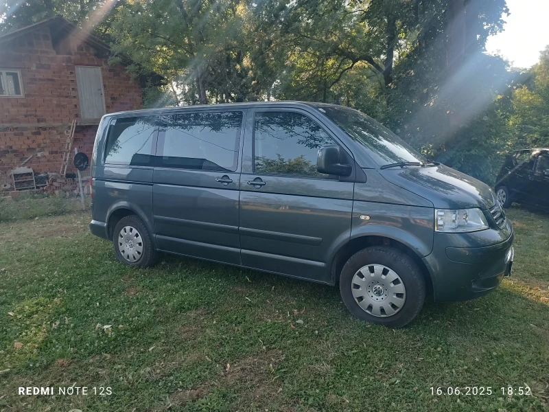 VW Multivan 2.5 131ks., снимка 4 - Бусове и автобуси - 50688783