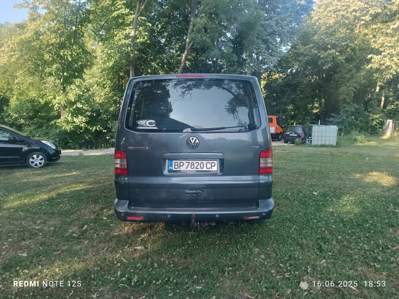 VW Multivan 2.5 131ks., снимка 8 - Бусове и автобуси - 50688783