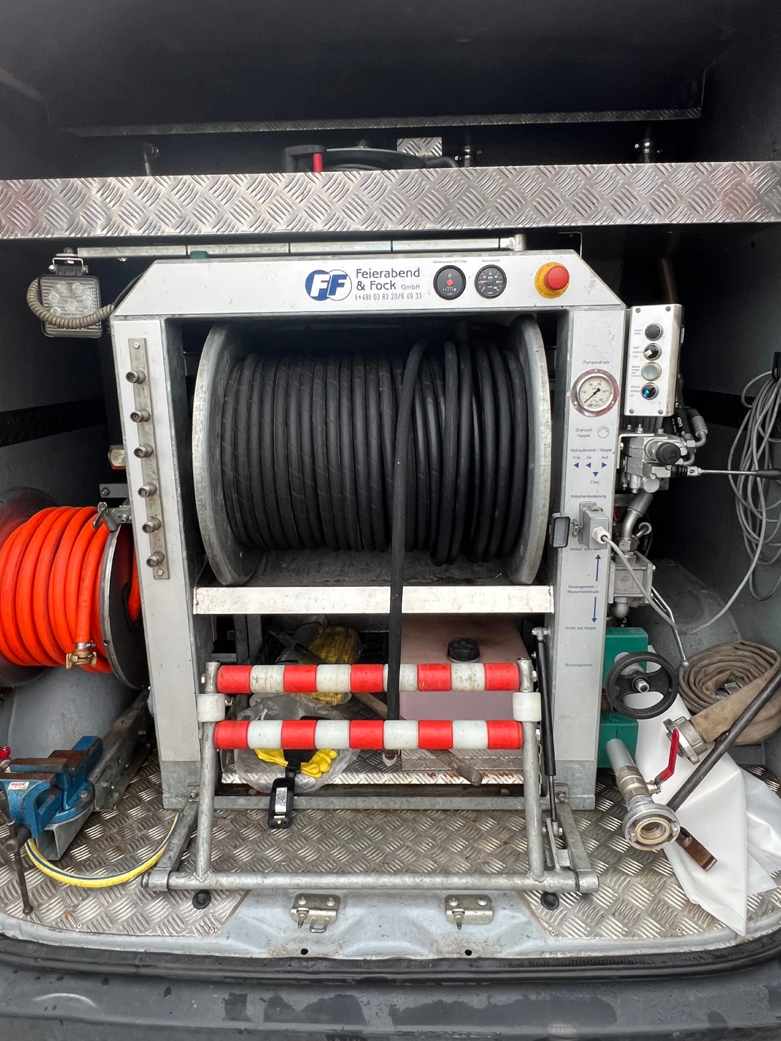 Mercedes-Benz Voma 316 - изображение 3