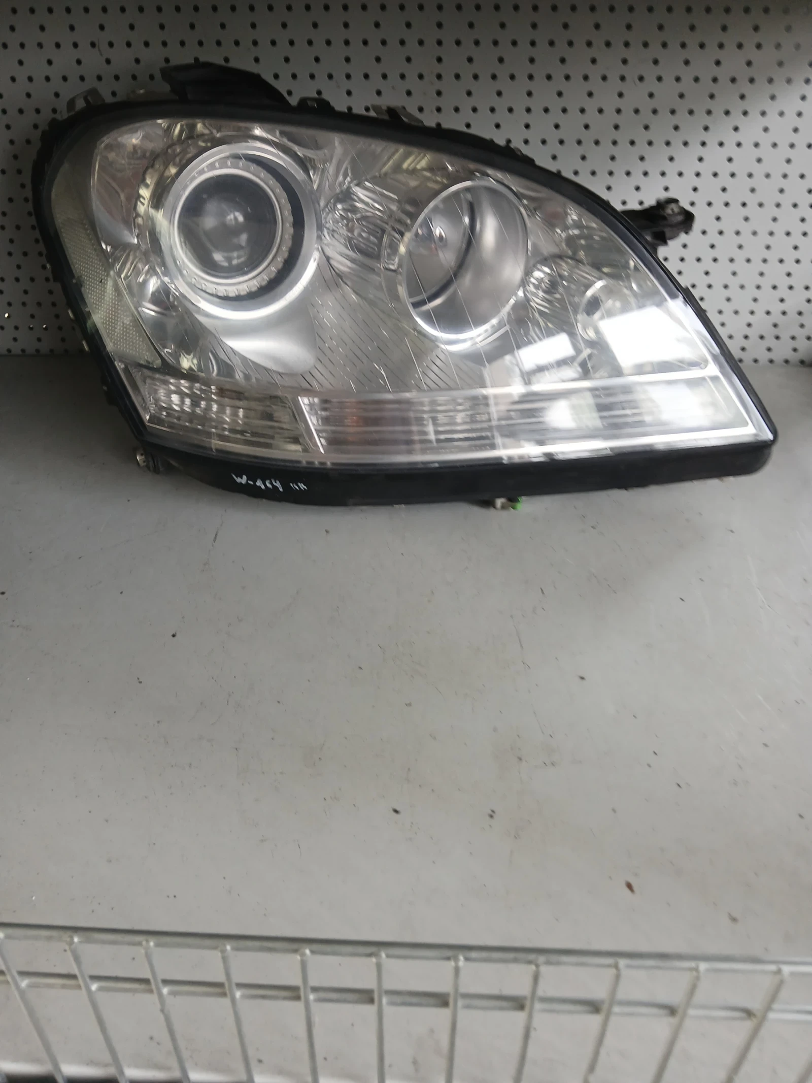 Фар десен Mercedes ML 164