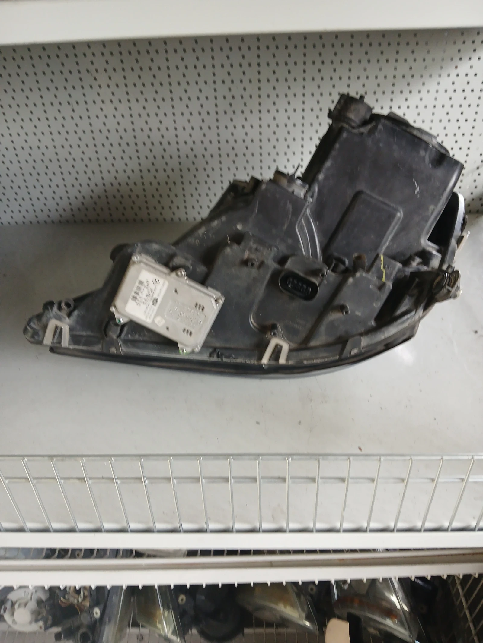 Фар десен Mercedes ML 164, снимка 3 - Части - 55400944