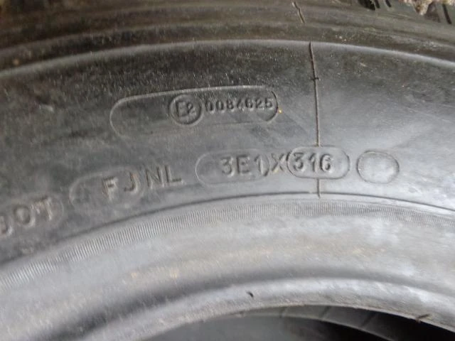 Гуми Зимни 185/80R15, снимка 10 - Гуми и джанти - 17585109