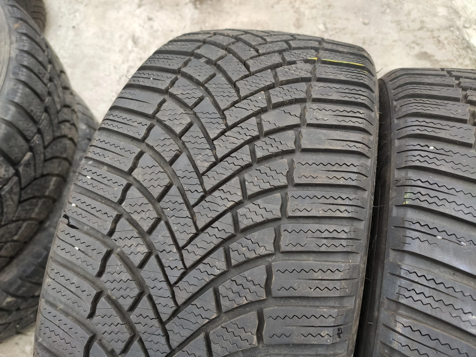  225/40R18 | Mobile.bg   2